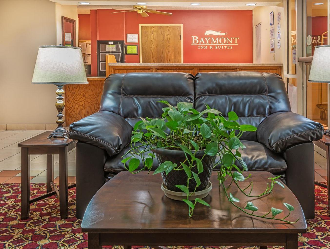 Baymont By Wyndham Salina Hotel Ngoại thất bức ảnh